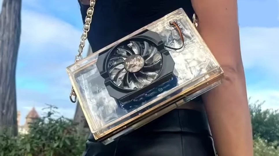 英伟达 H100 GPU 变身时尚手袋，售价高达 6.5 万美元插图