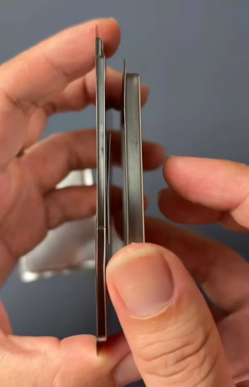 苹果“史上最薄”iPhone 17 Air 电池实物再曝:金属外壳、厚 2.49 毫米插图 苹果“史上最薄”iPhone 17 Air 电池实物再曝:金属外壳、厚 2.49 毫米插图