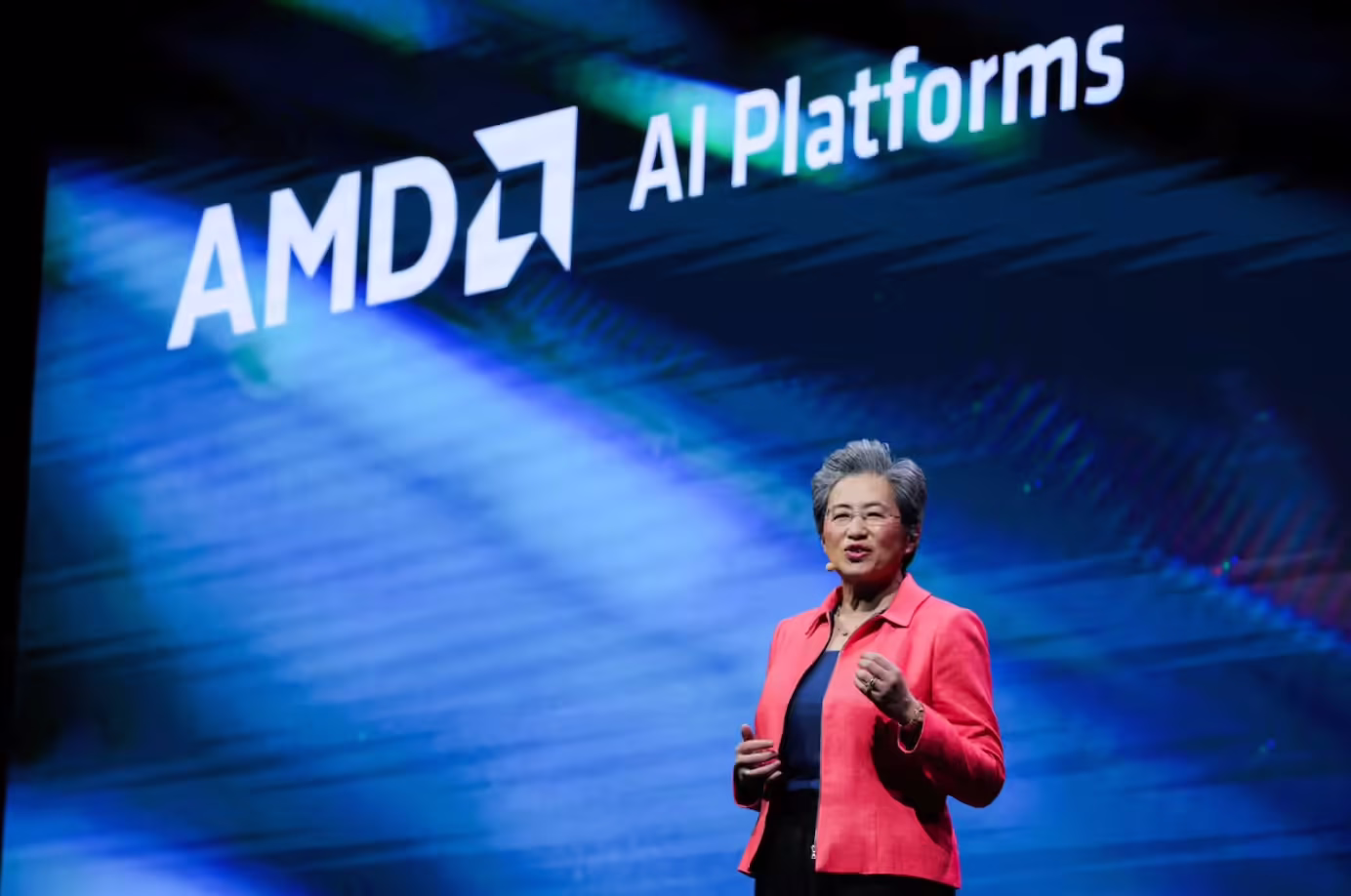 AMD 苏姿丰证实已获批对华出口 AI 芯片,需向美支付 15% 税费插图 AMD 苏姿丰证实已获批对华出口 AI 芯片,需向美支付 15% 税费插图